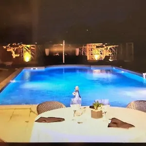 Sous Les Pins Hotel Etoile-sur-Rhone